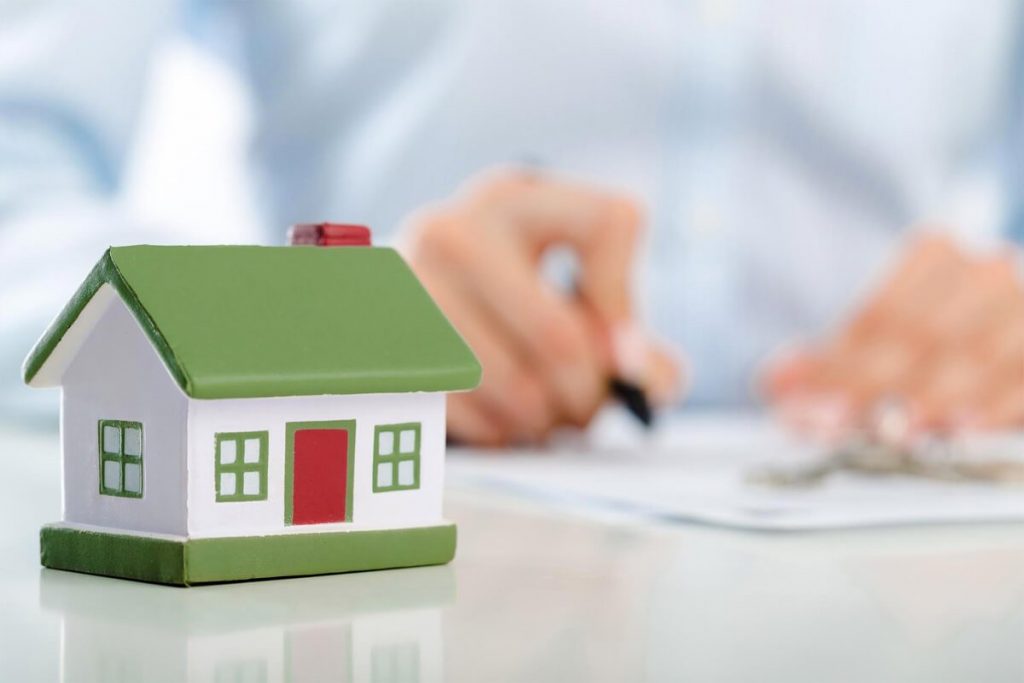 Inheritance Disputes can happen, so it's important to know the difference from a will and a probate